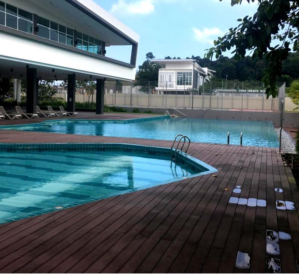 Johor Desaru Beach Bungalow Villas Kangkar Chemaran 外观 照片