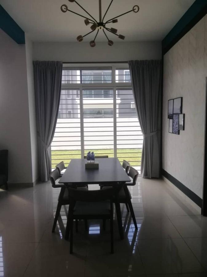 Johor Desaru Beach Bungalow Villas Kangkar Chemaran 外观 照片