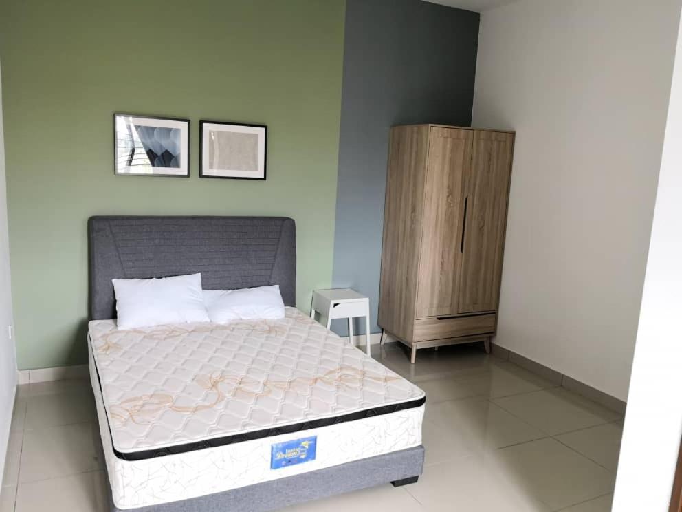 Johor Desaru Beach Bungalow Villas Kangkar Chemaran 外观 照片