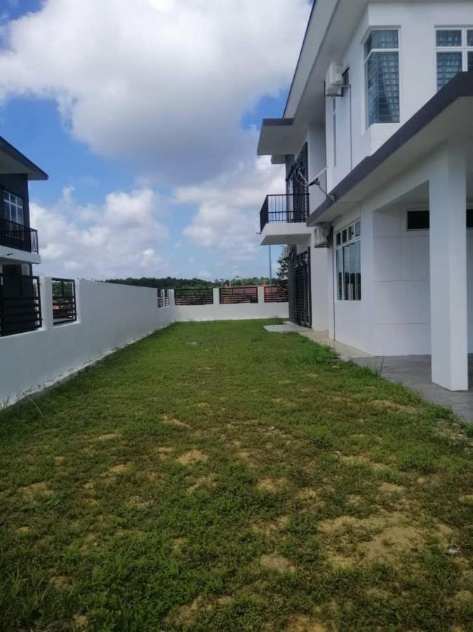Johor Desaru Beach Bungalow Villas Kangkar Chemaran 外观 照片
