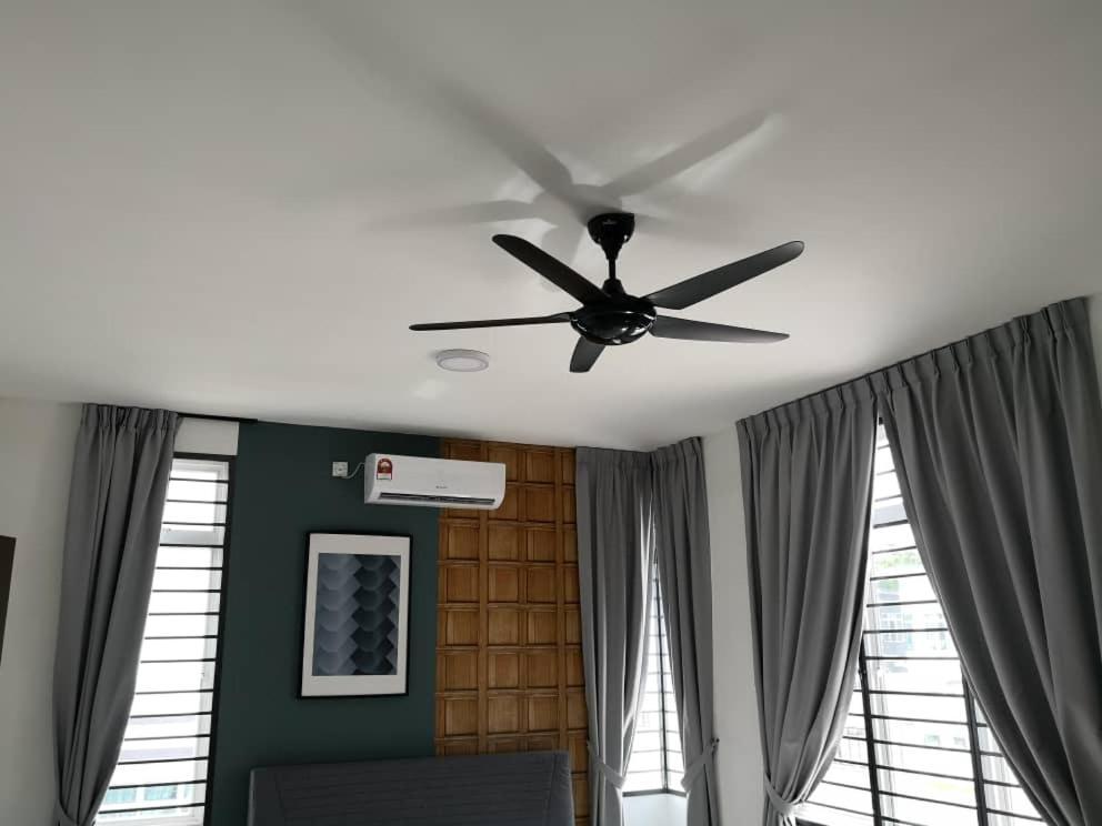 Johor Desaru Beach Bungalow Villas Kangkar Chemaran 外观 照片