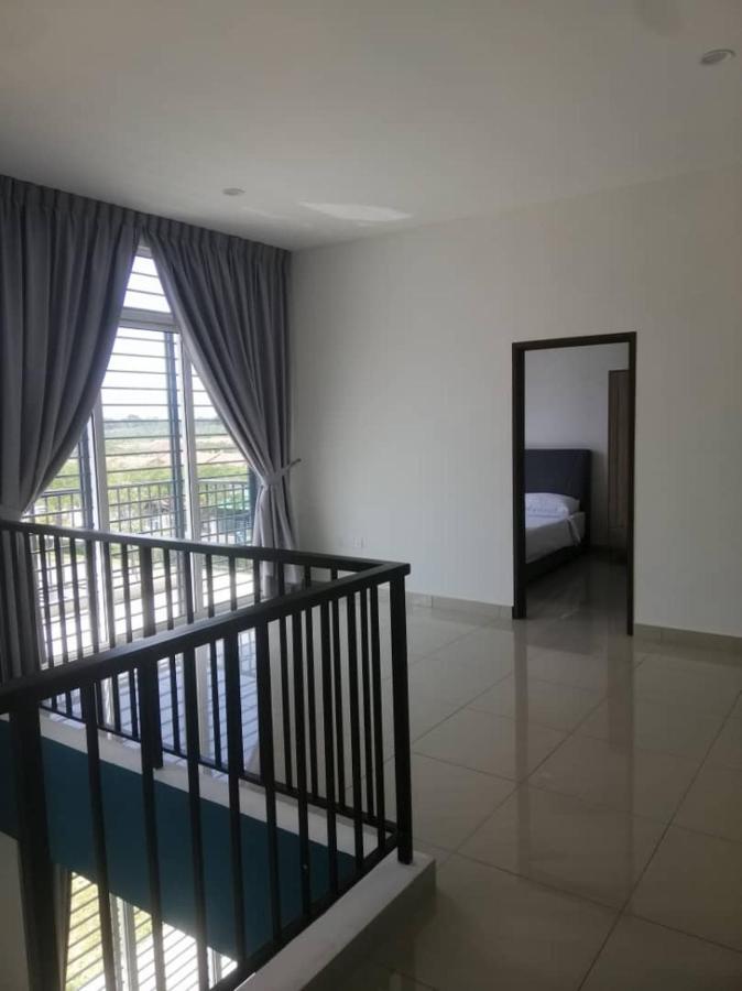 Johor Desaru Beach Bungalow Villas Kangkar Chemaran 外观 照片