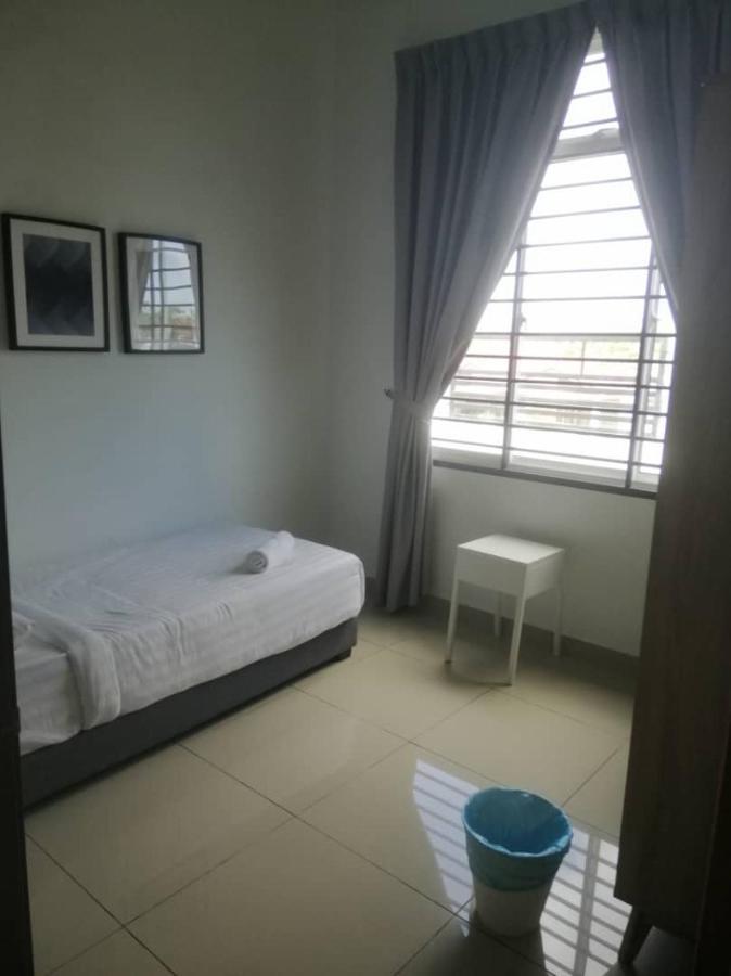 Johor Desaru Beach Bungalow Villas Kangkar Chemaran 外观 照片