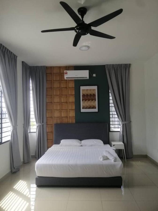 Johor Desaru Beach Bungalow Villas Kangkar Chemaran 外观 照片